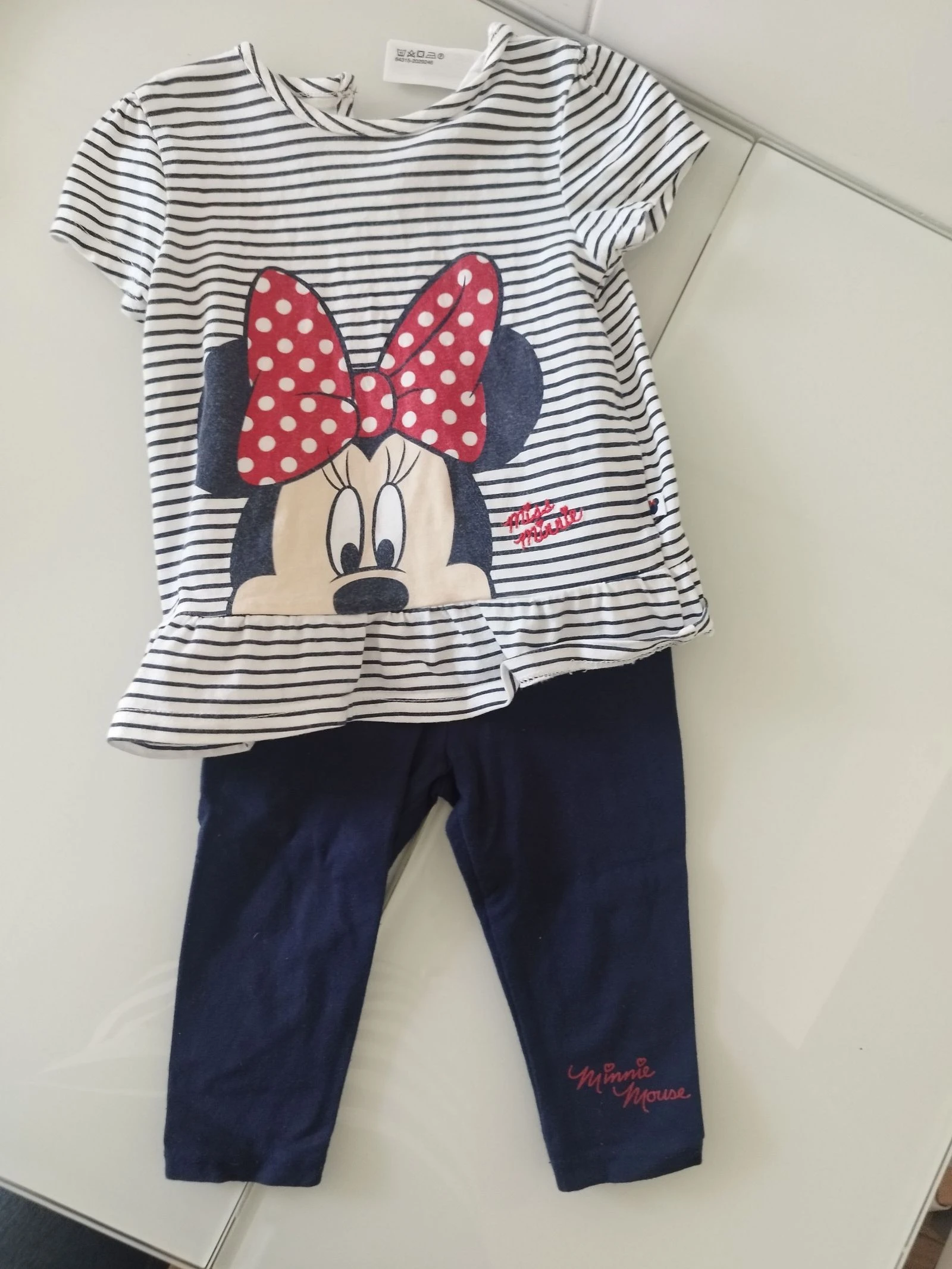 Conjunto de pantalón y camiseta Minnie Mouse 